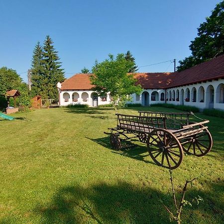 Bakta Haz Hotel Egerbakta Екстериор снимка