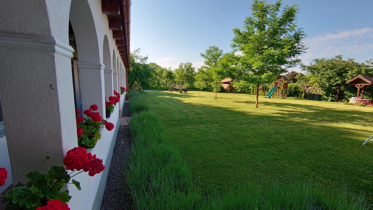 Bakta Haz Hotel Egerbakta Екстериор снимка