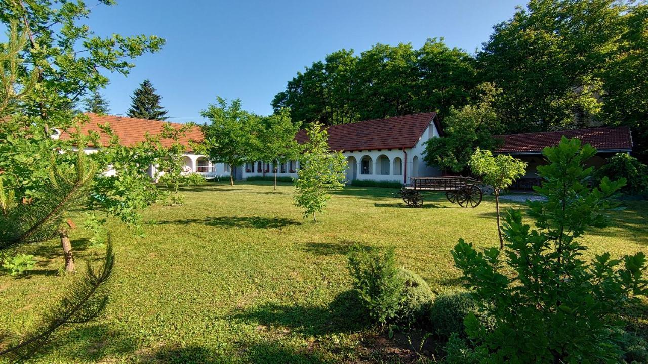Bakta Haz Hotel Egerbakta Екстериор снимка