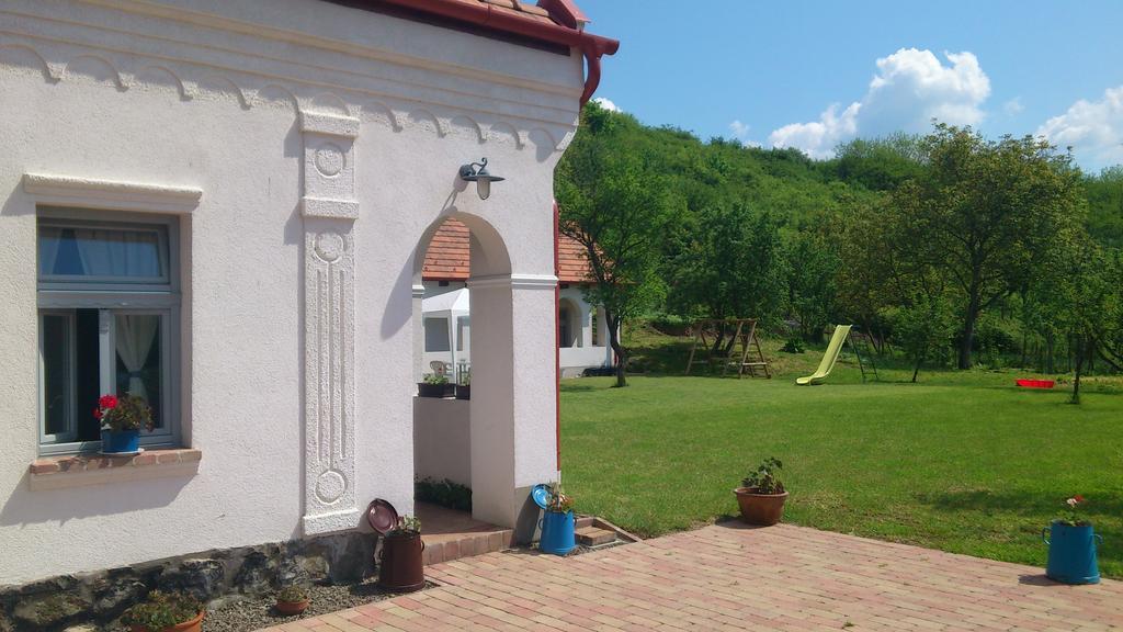 Bakta Haz Hotel Egerbakta Екстериор снимка
